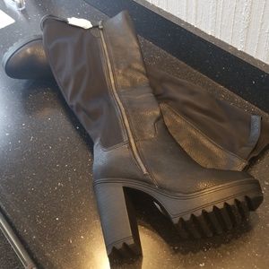 NIB, Torrid Wide Width & Calf Lug Heel Knee High